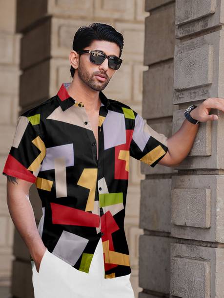 Men Striped Spread Collar Casual Shirt - Image 4